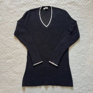 Rag & Bone loose knit long sweater with white trim and v neckline, size M